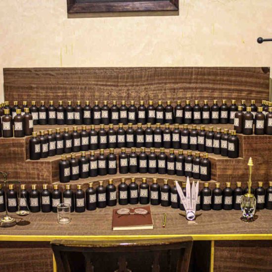 laeti-event-sejour-feminin-marrakech-automne-maroc-musee-du-parfum-fiolles